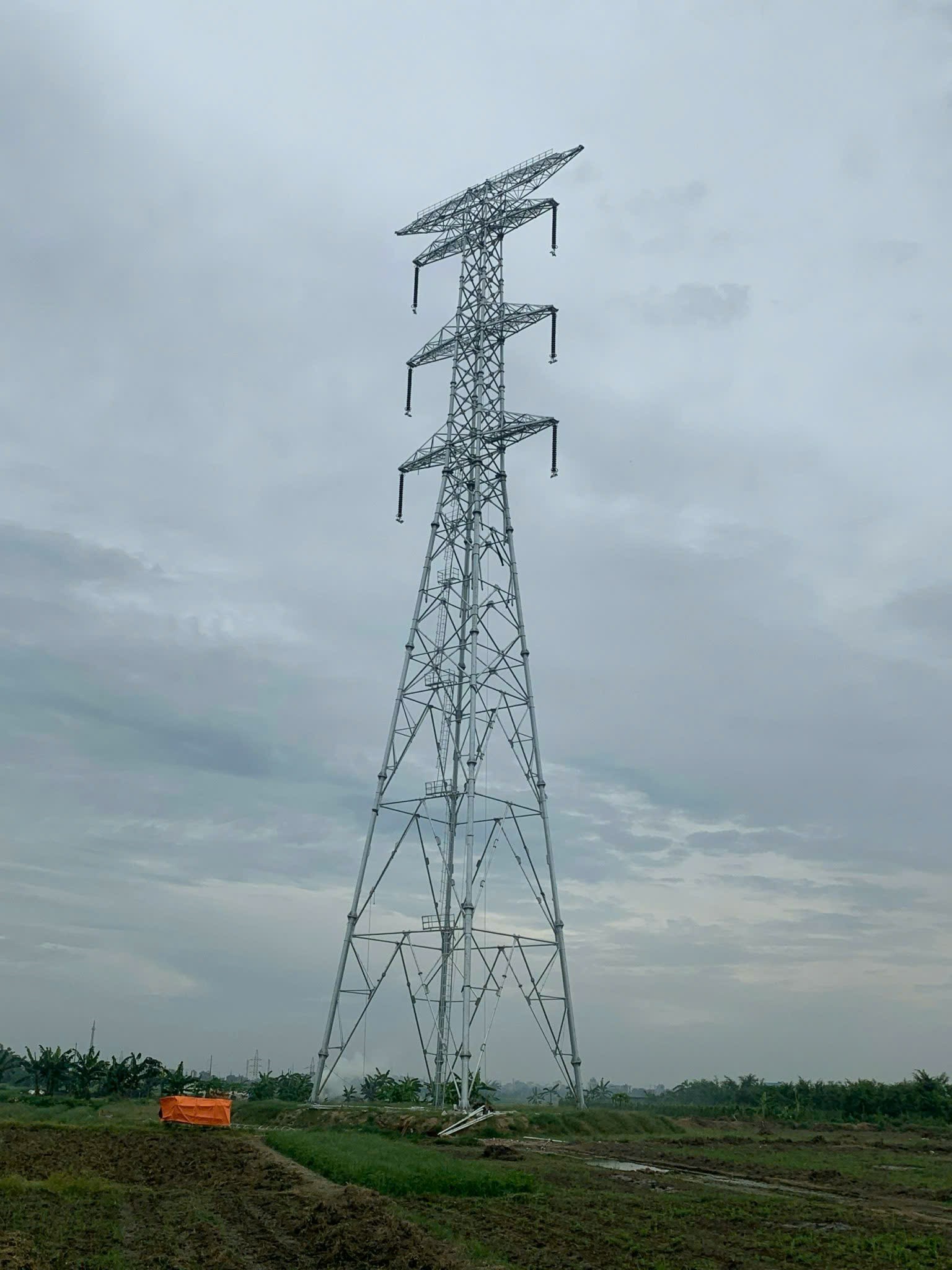 Dự án: ĐZ 500kV NMNĐ Nam Định I - Phố Nối - Gói thầu (05; 06; 15; 21; 22; 23) cung cấp và vận chuyển cột thép